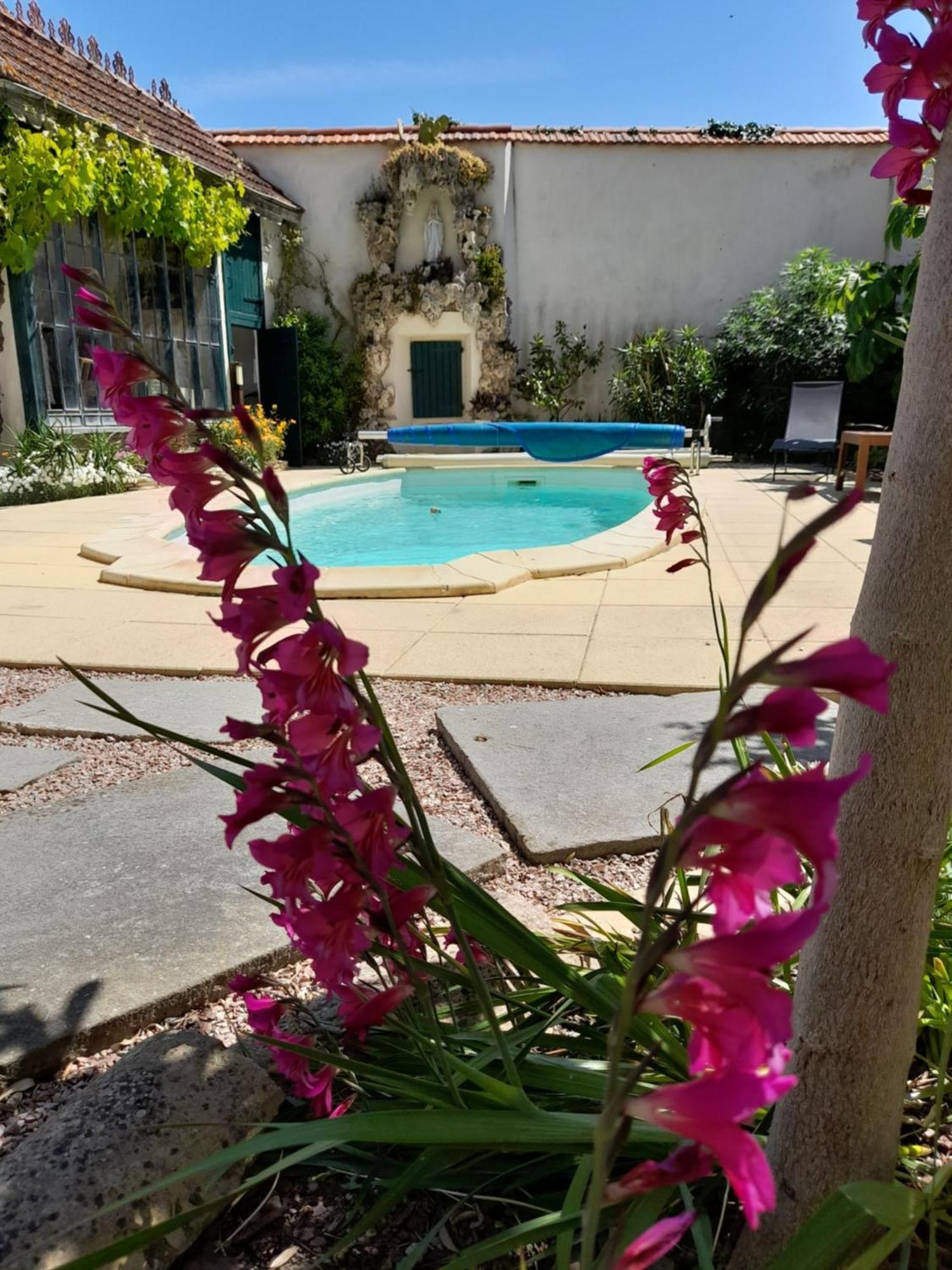 Villa Saint Léon Badens Esterno foto